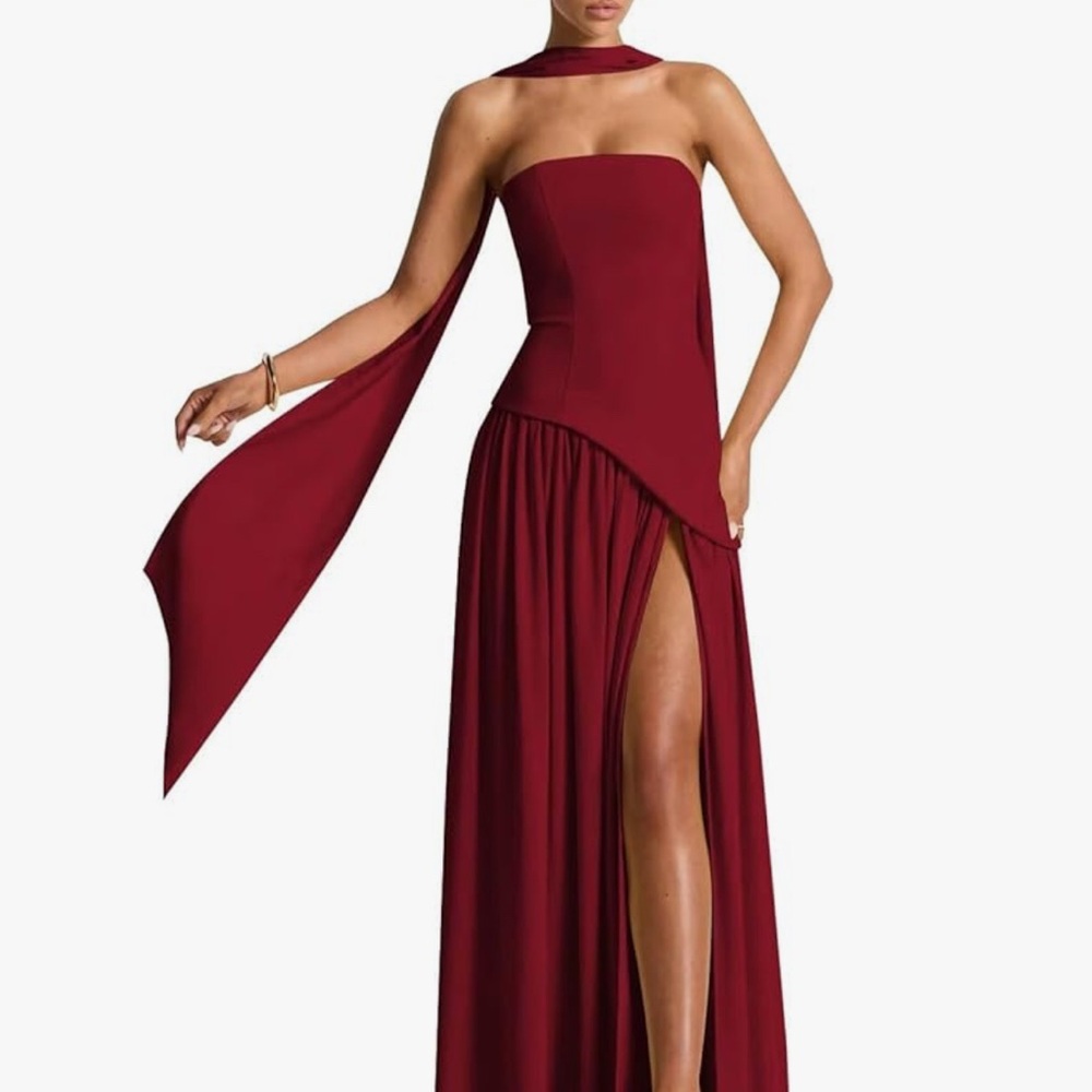 Chic Strapless Burgundy Dress